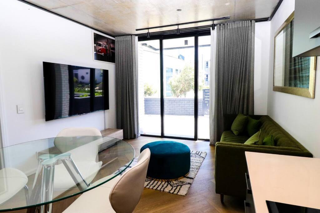 Modern In Century Apartment